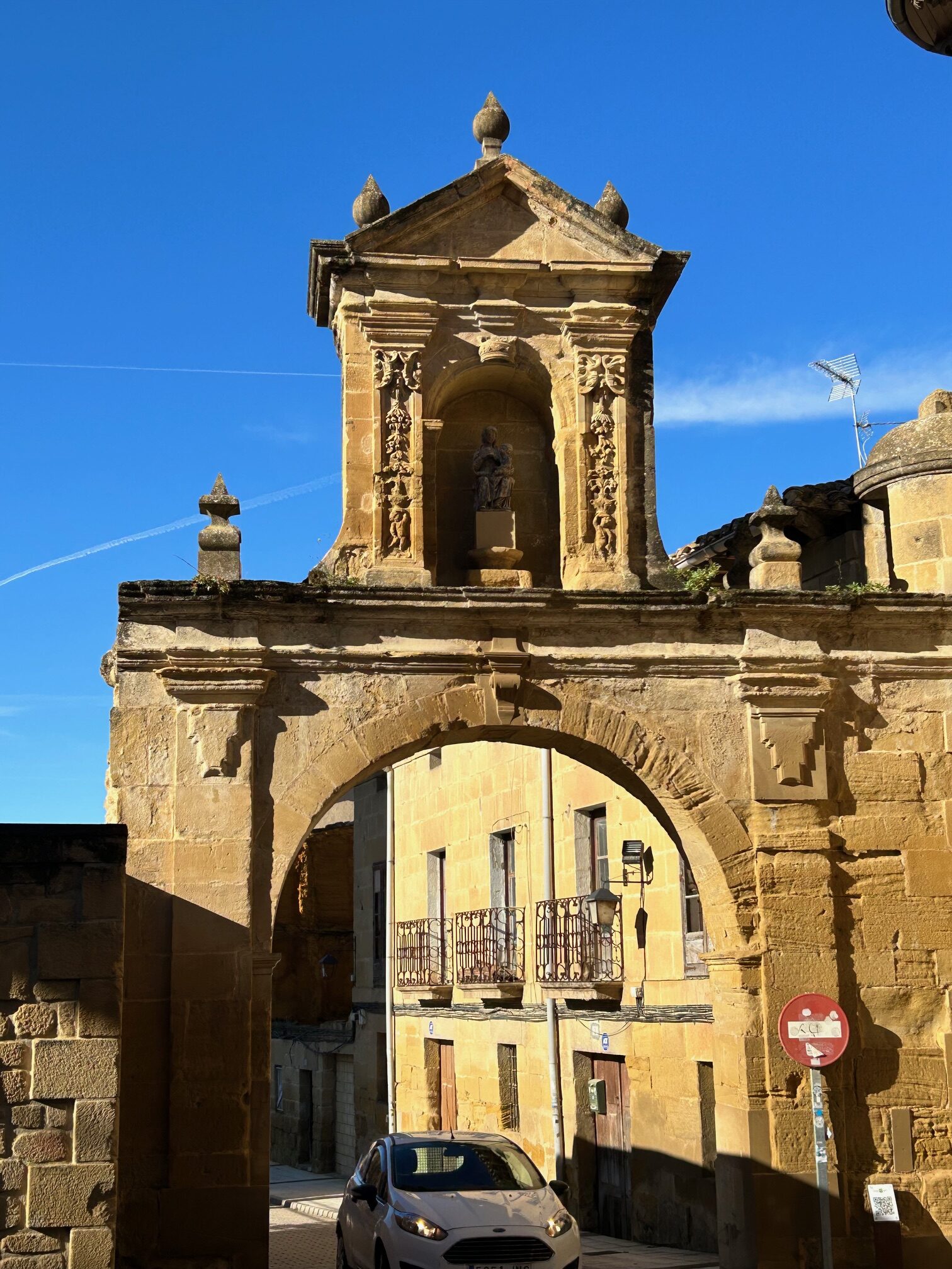 Calles Labastida Arco